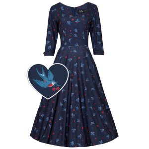 Robe Pin-up "Heart Swallow"