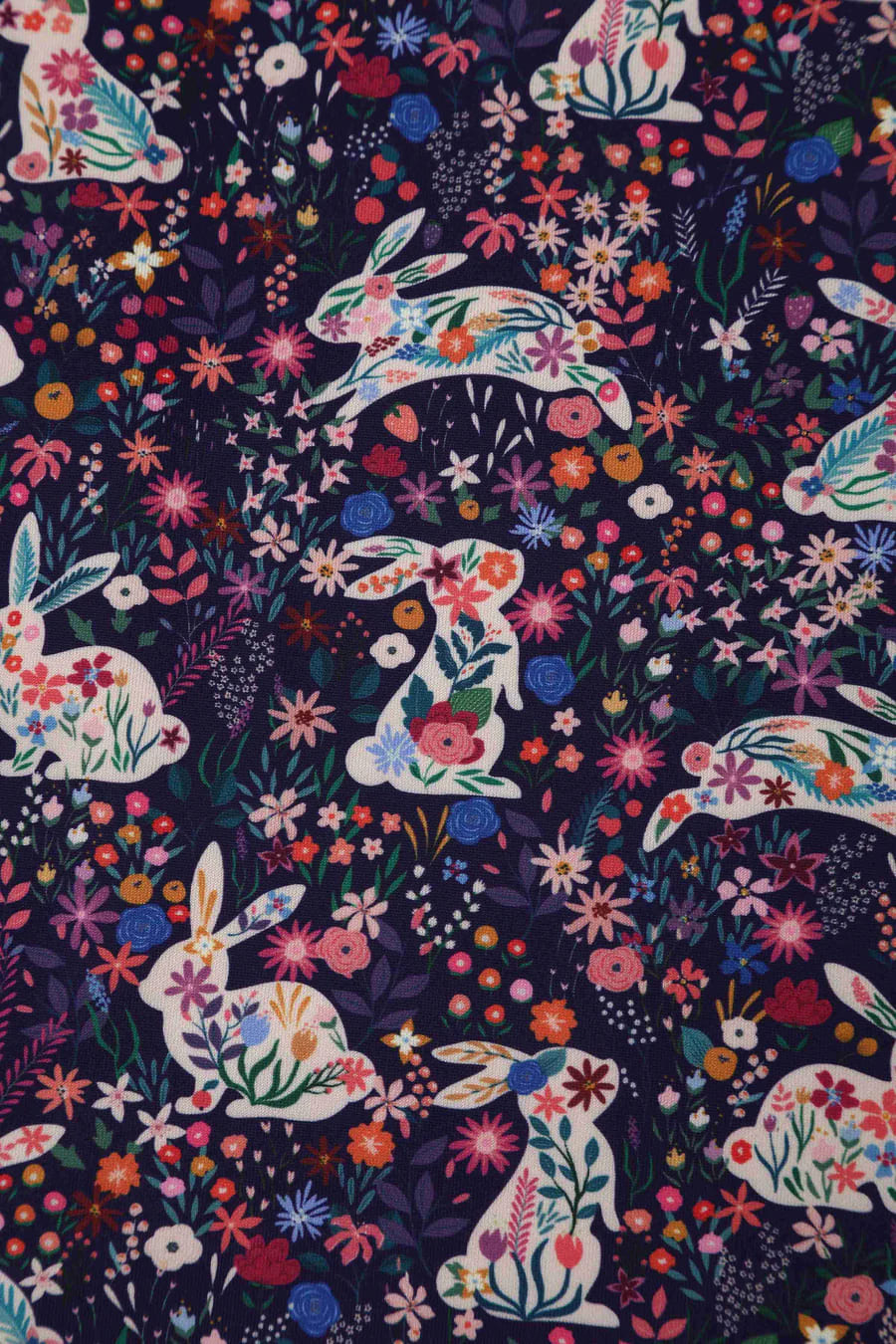 Robe Pin-up "Meadow Hopper" – Image 6