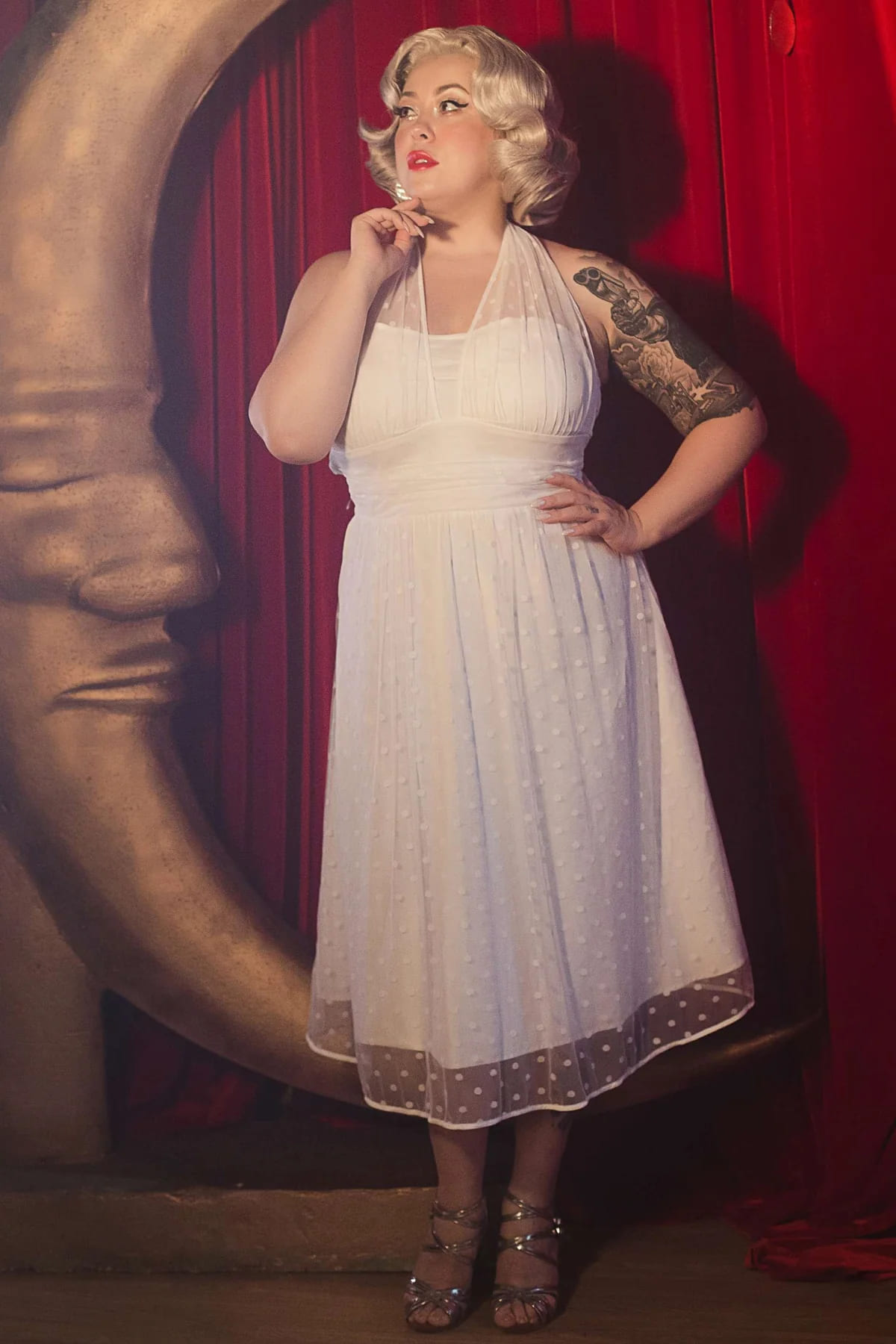 Robe Dos Nu "Dorothea White Polka Mesh" – Image 2