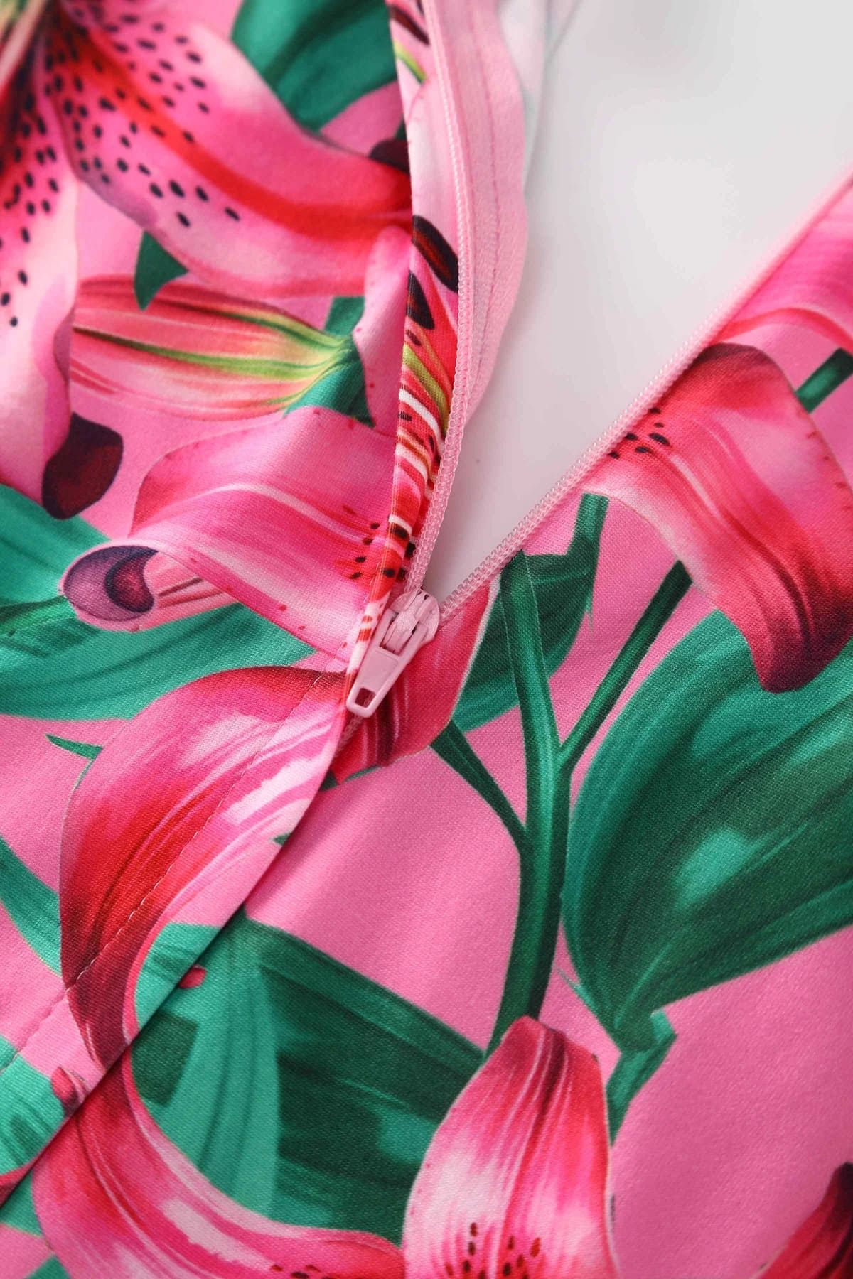 Robe Rétro "Pink Lily" – Image 6
